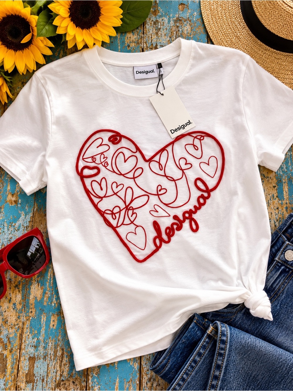 Desigual White T-Shirt with Red Heart Graphic | XS | NWT